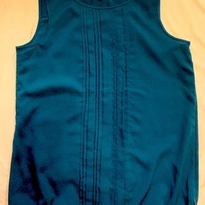 🦋 NWOT Ann Taylor Loft Sleeveless Blouse,Size Small Deep Teal color.